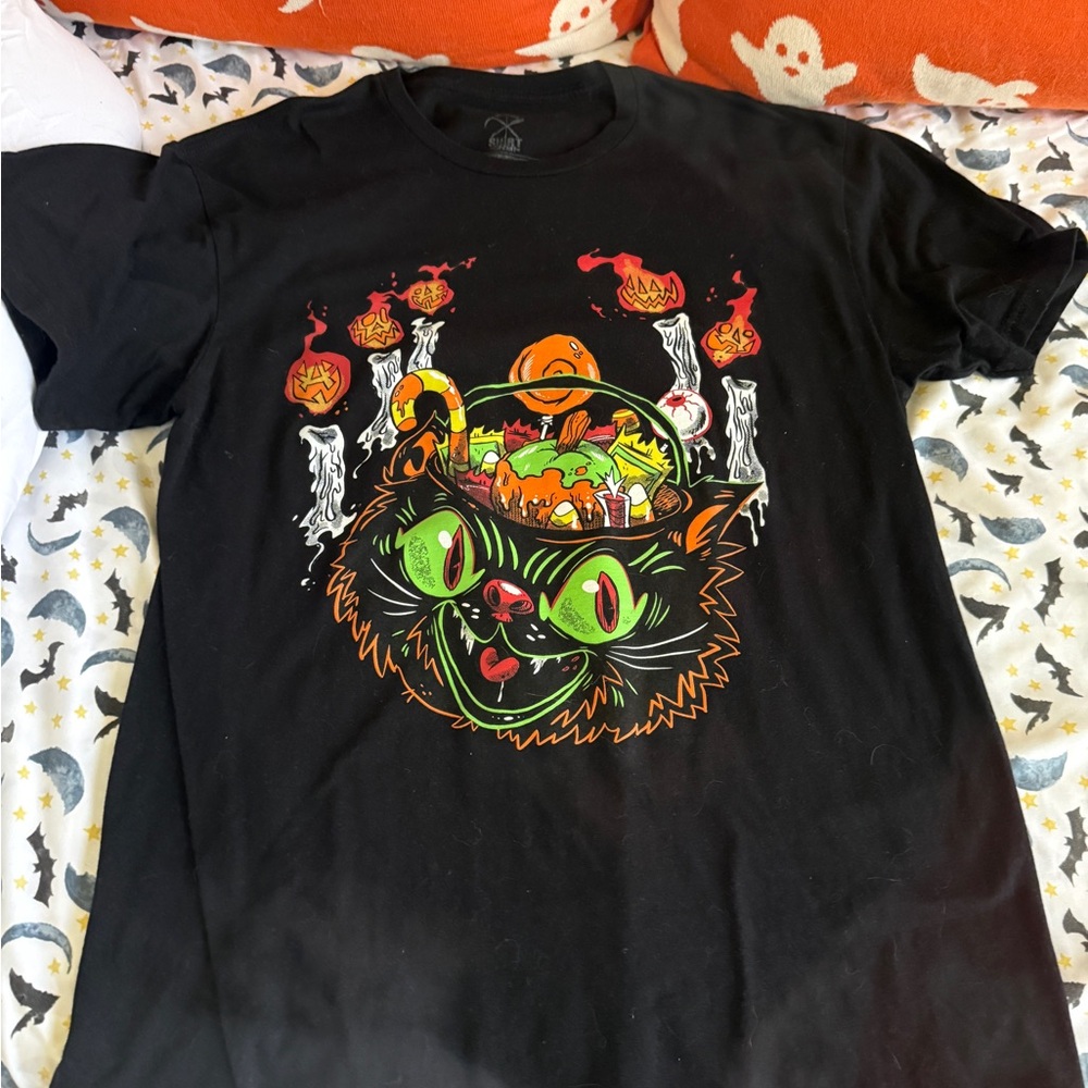 The Halloween Shirt Company Black Cat Candy Pail T-Shirt Size L Shirt